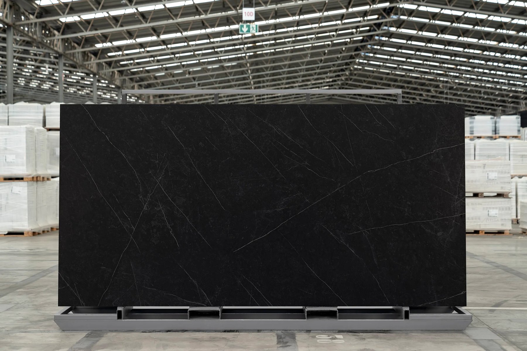 Ascale Allure Black — ภาพจากผู้ผลิต 1