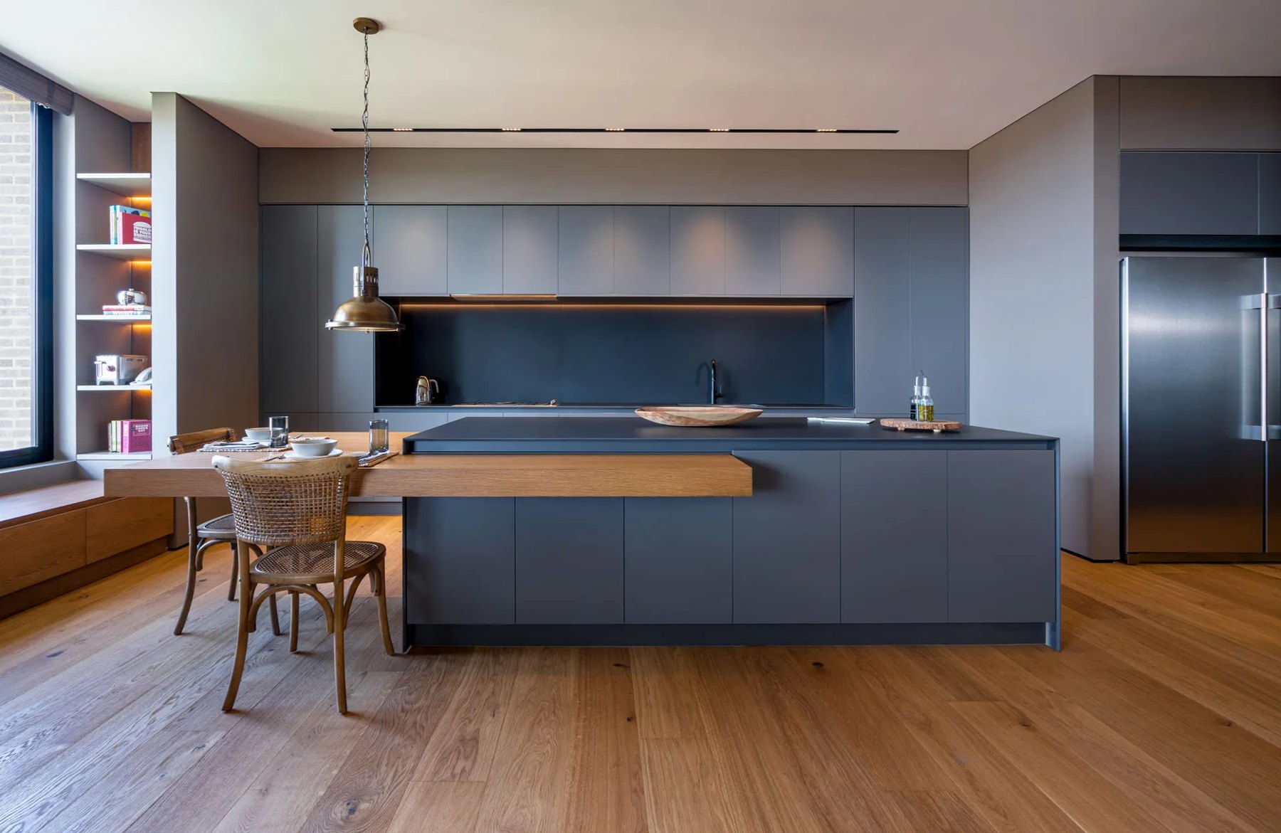 Ascale Grum Black — ภาพจากผู้ผลิต 2