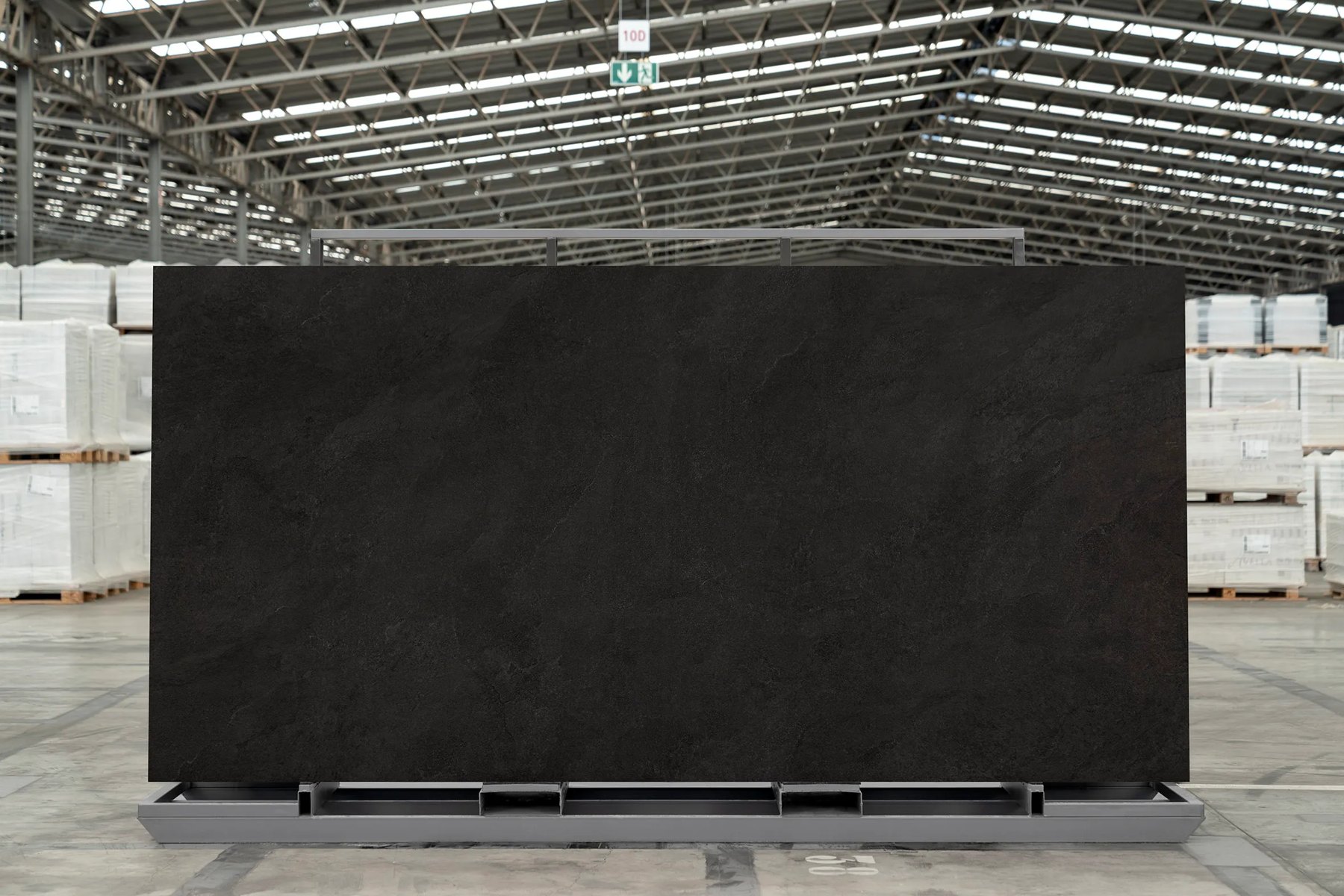 Ascale Moon Black — ภาพจากผู้ผลิต 1