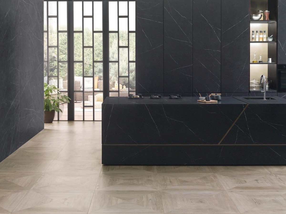 XTONE Liem Black — ภาพการใช้งาน 1